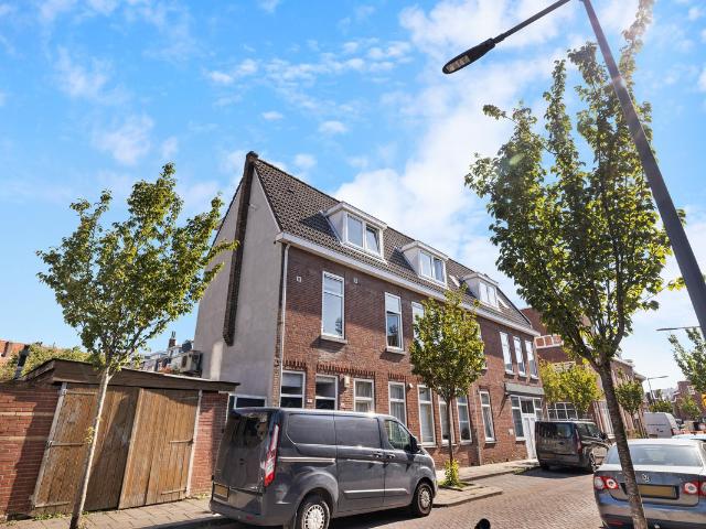 Bovenwoning te koop in Schiedam, Zuid Holland