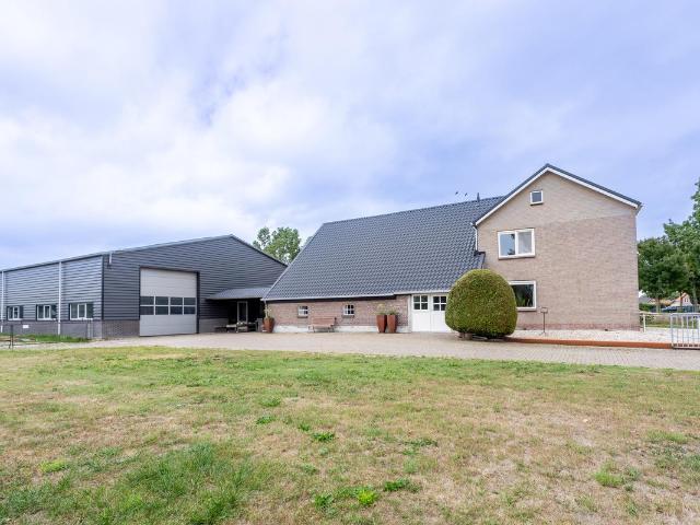 Woonboerderij te koop in Boven-leeuwen, Gelderland