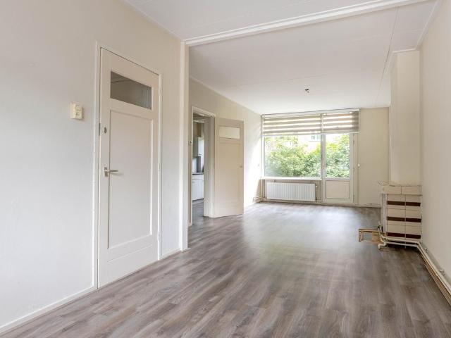 Benedenwoning te koop in Rotterdam, Oud-Mathenesse