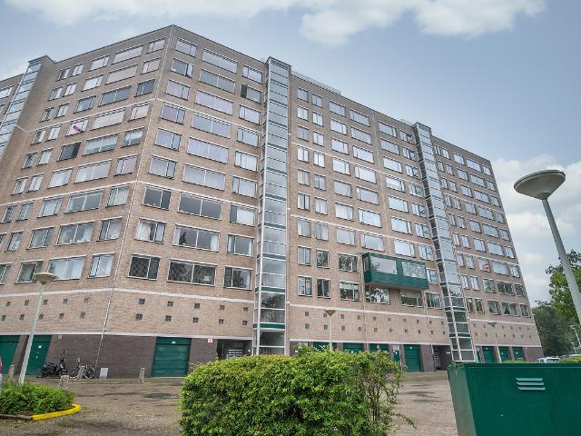 Bovenwoning te koop in 's-gravenhage, Kraayenstein