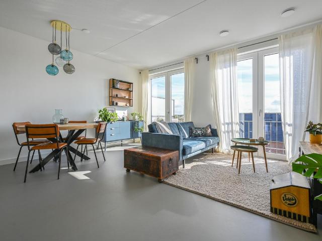 Bovenwoning te koop in Weesp