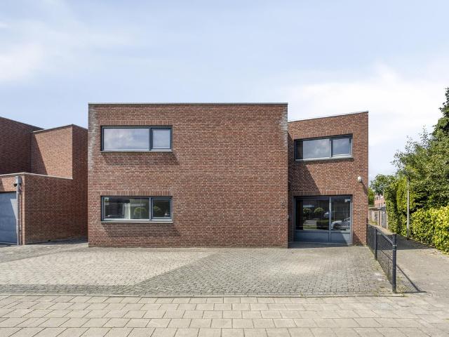 Villa te koop in Sittard, Limbrichterveld