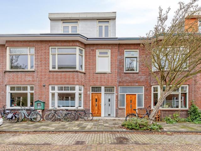 Dubbele Bovenwoning te koop in Zuid Holland