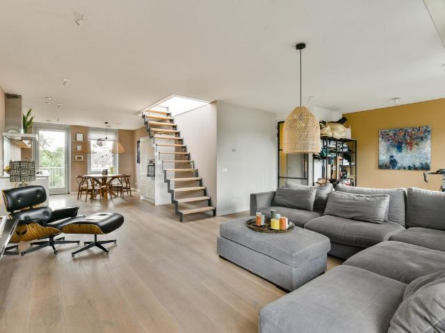 Bovenwoning te koop in Amsterdam, Frederik Hendrikbuurt