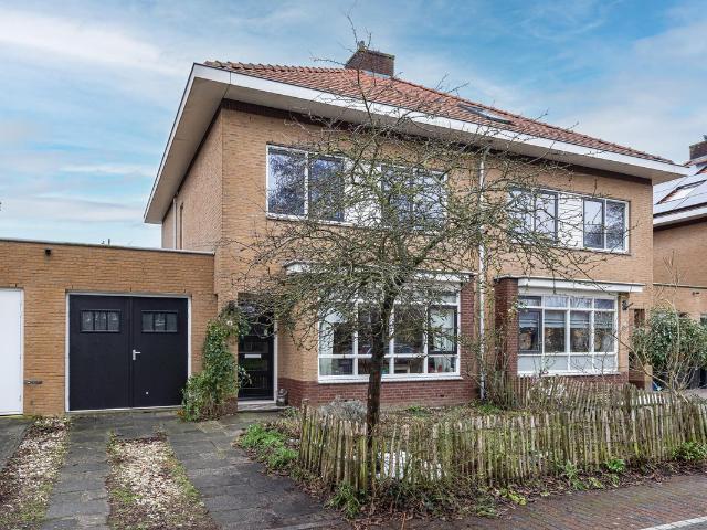 Woning te koop in Sommelsdijk, Zuid Holland