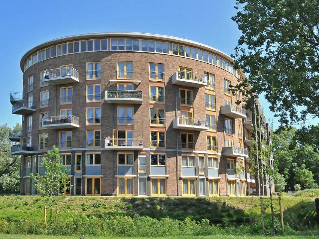 Bovenwoning te koop in Leidschendam, Zuid Holland