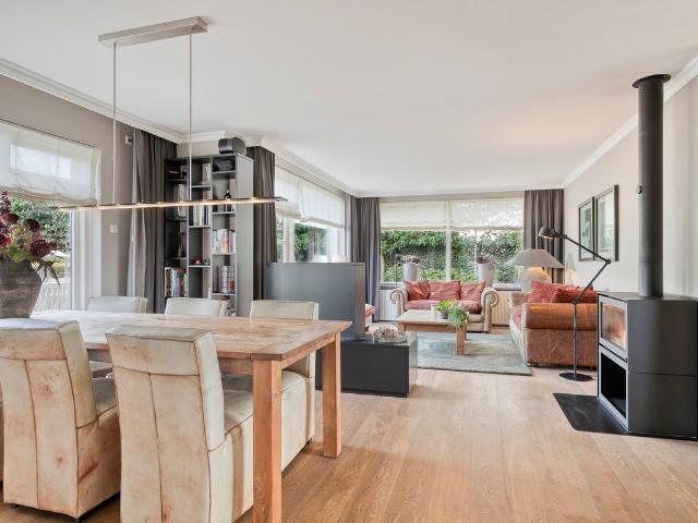 Villa te koop in Steenbergen, Noord Brabant