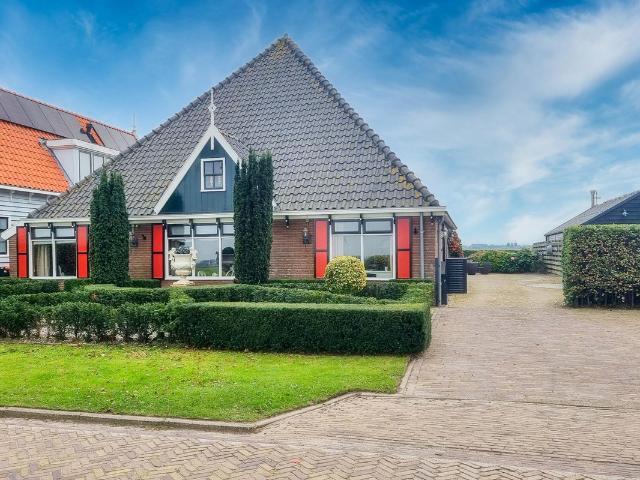 Woonboerderij te koop in Twisk, Noord Holland