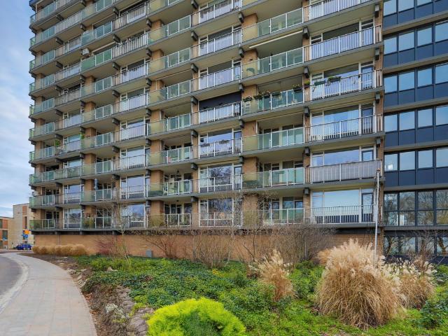 Appartement te koop in Wesselerbrink, Enschede