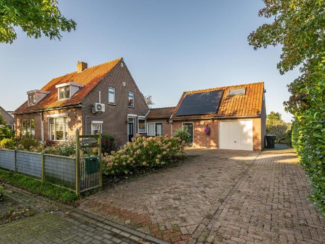 Eengezinswoning te koop in Nieuwe-tonge, Zuid Holland