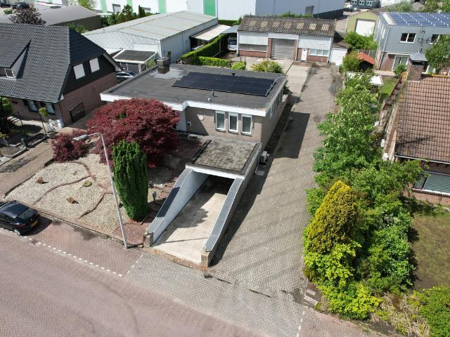 Eengezinswoning te koop in Steenbergen