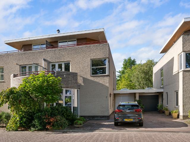 Woning te koop in Nieuwerkerk Aan Den Ijssel, Zuid Holland