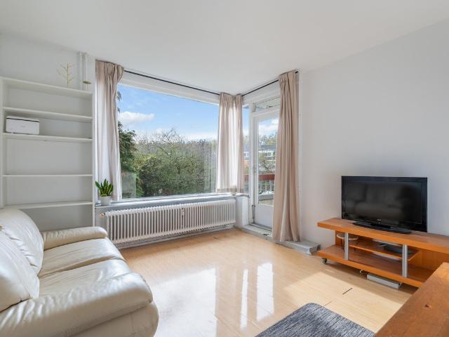 Bovenwoning te koop in Molenlaankwartier, Rotterdam