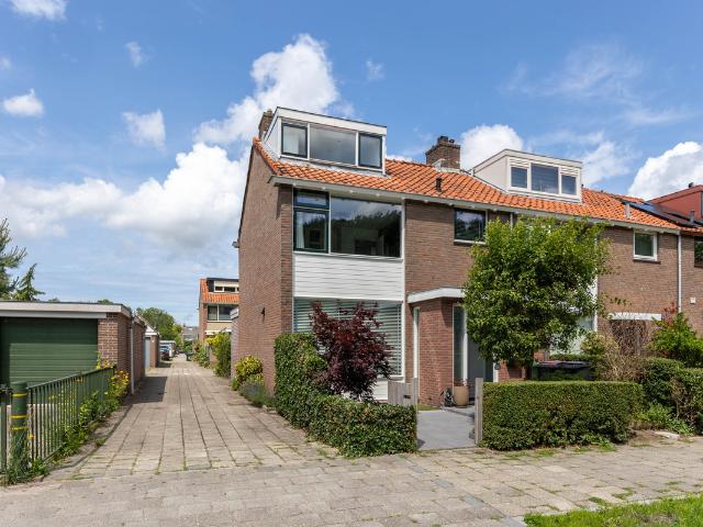 Eengezinswoning te koop in Leidschendam