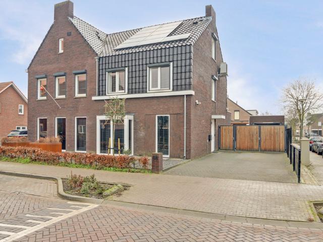 Woning te koop in Reuver, Limburg