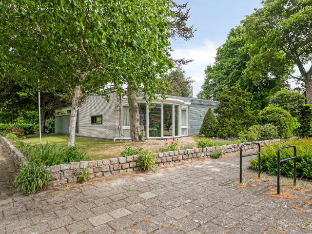 Bungalow te koop in Voorschoten, Adegeest