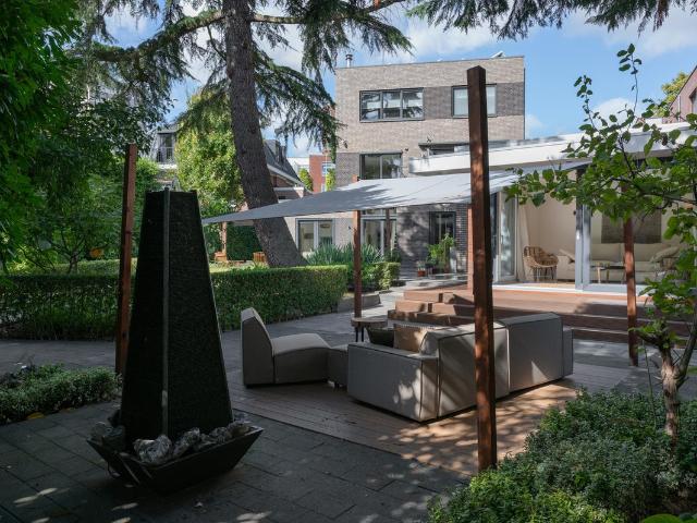 Chalet te koop in Molenlaankwartier, Rotterdam