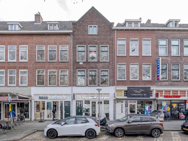 Bovenwoning te koop in Hillesluis, Rotterdam