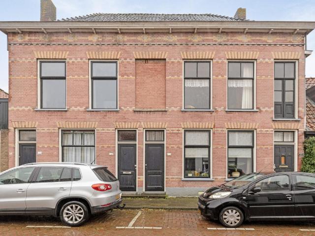 Benedenwoning te koop
