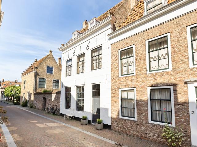 Herenhuis te koop in Vlissingen, Binnenstad