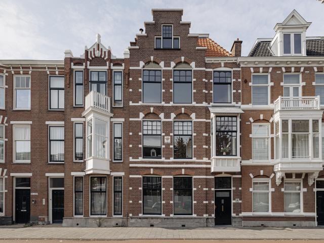 Woonboerderij te koop in Den Haag, Zuid Holland