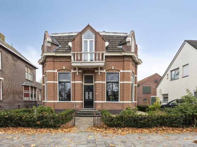Woonboerderij te koop in Groningen