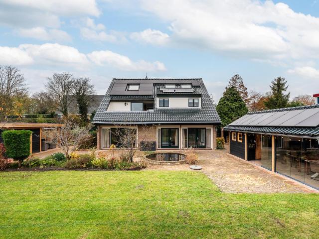 Woning te koop in Rhoon, Zuid Holland