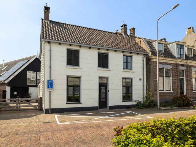 Woonboerderij te koop in Beesd, Gelderland