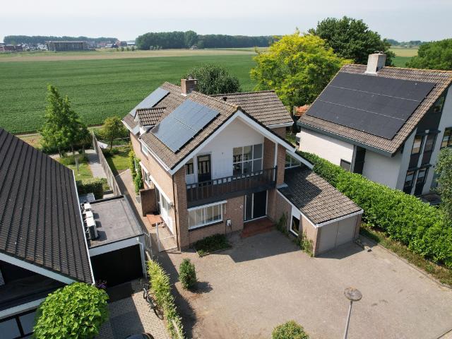 Eengezinswoning te koop in Steenbergen Eengezinswoning te koop in Steenbergen