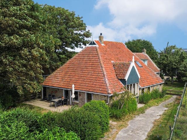 Woonboerderij te koop in Hee, Friesland