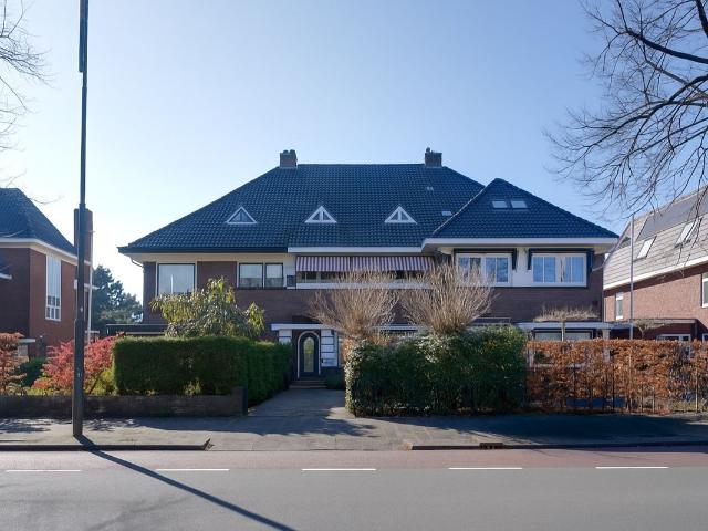Woonboerderij te koop in Heemstede, Noord Holland