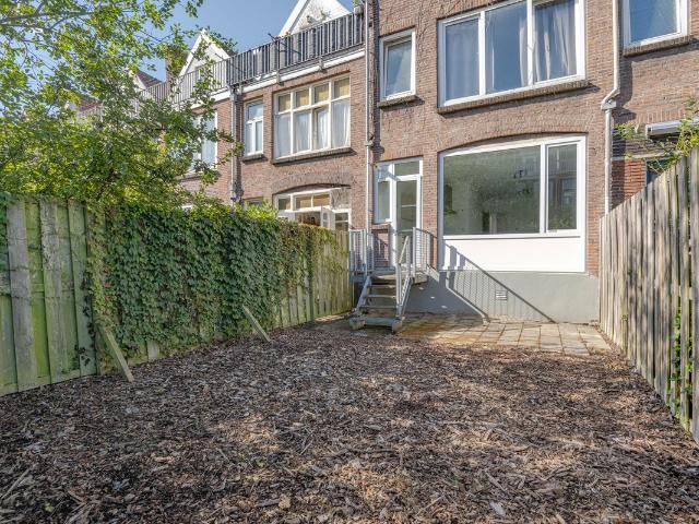 Benedenwoning te koop in Tarwewijk, Rotterdam