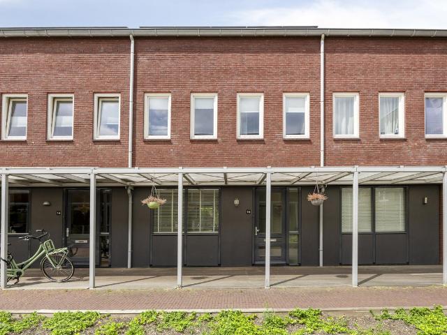Eengezinswoning te koop in Breda, Station