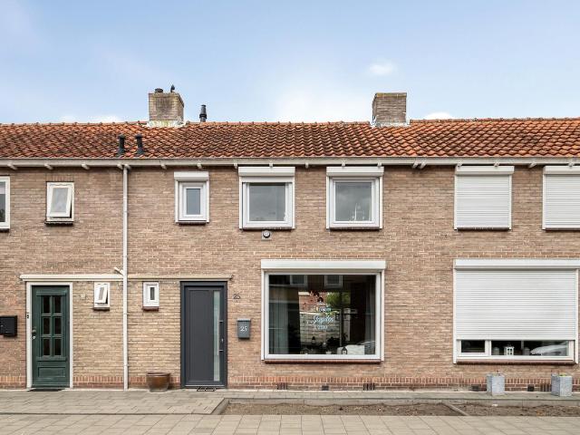 Eengezinswoning te koop in Hulst, Carmel