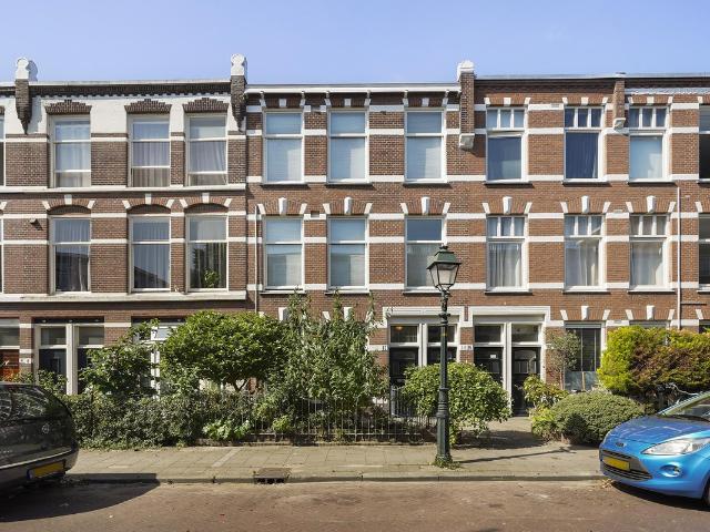 Benedenwoning te koop in 's-gravenhage, Valkenboskwartier