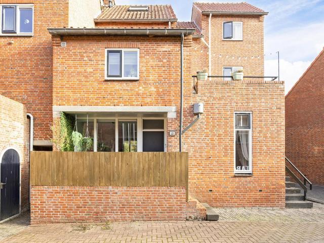 Benedenwoning te koop in Molenvliet, Woerden