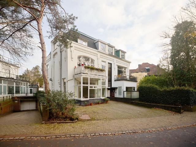 Benedenwoning te koop in Raadhuiskwartier, Noord Holland