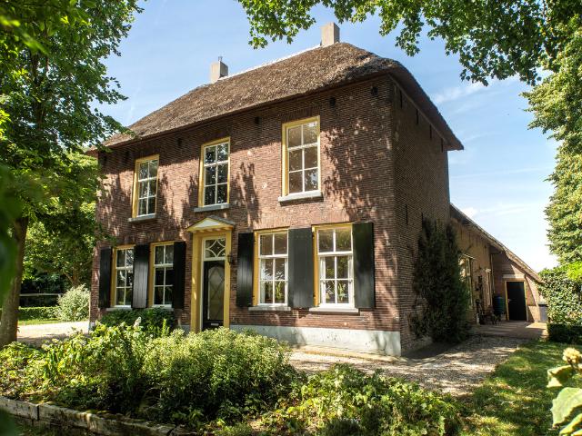 Woonboerderij te koop in Babyloniënbroek