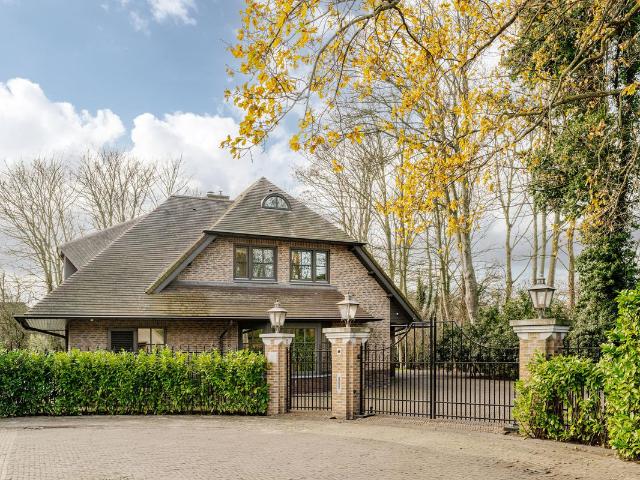 Villa te koop in Noordwijk, Zuid Holland