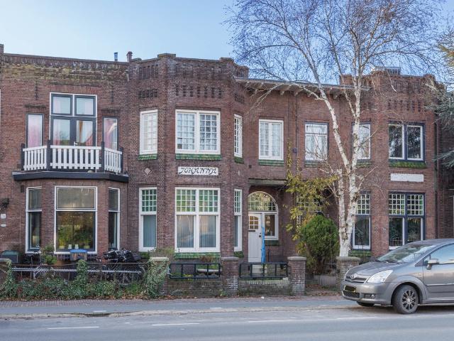 Tussenwoning te koop in Zuid Holland