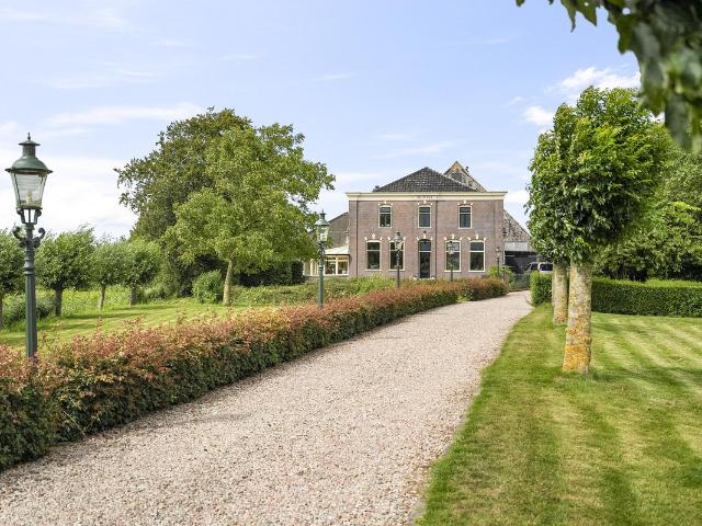 Woonboerderij te koop in Haringhuizen, Noord Holland