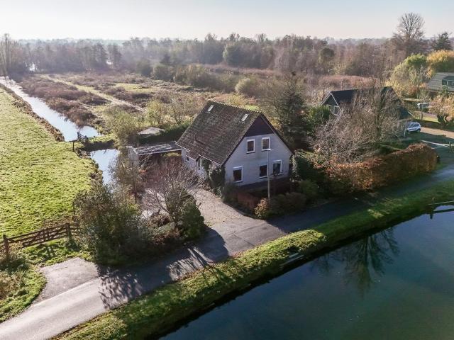 Eengezinswoning te koop in Langeraar, Zuid Holland