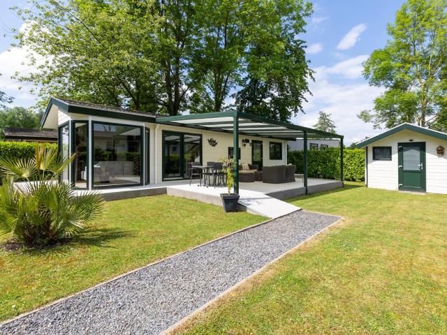 Bungalow te koop in Susteren, Limburg