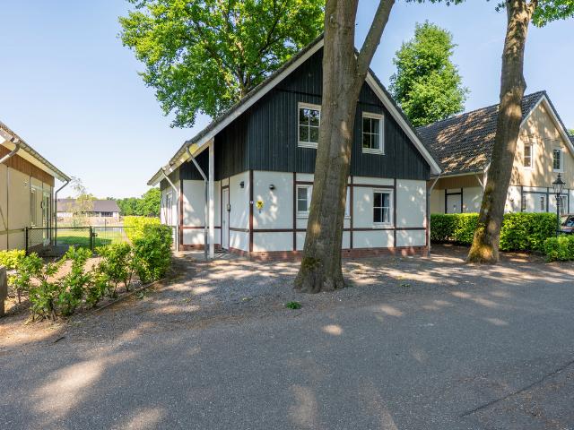 Villa te koop in Heide, Susteren