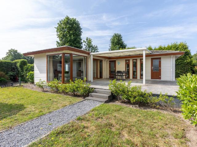 Bungalow te koop in Susteren