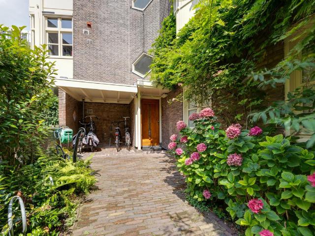 Bovenwoning te koop in Oud-Zuid, Amsterdam