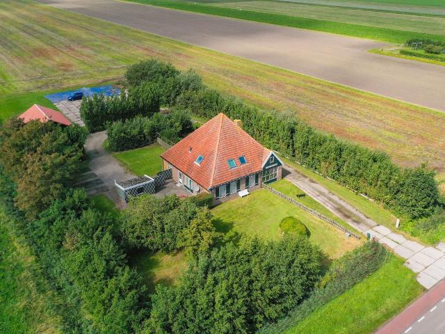 Woonboerderij te koop