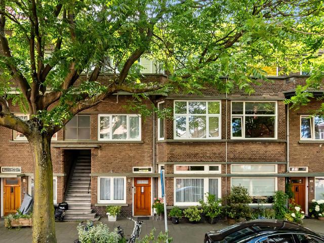 Benedenwoning te koop in 's-gravenhage, Rustenburg en Oostbroek