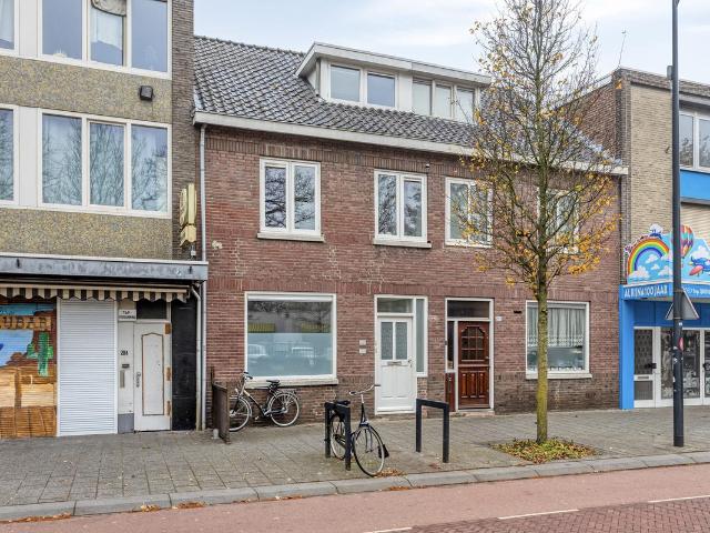 Dubbele Bovenwoning te koop in Gestel, Acht