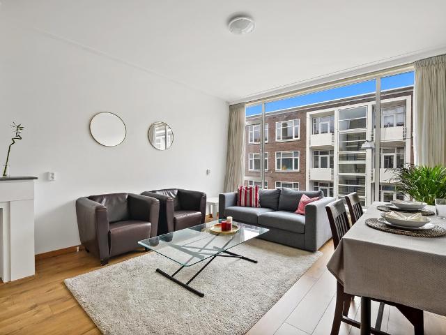 Bovenwoning te koop in Centrum, Rotterdam
